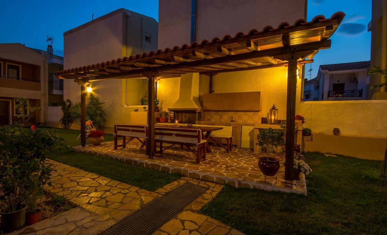 Studio Nikiti Beach المظهر الخارجي الصورة