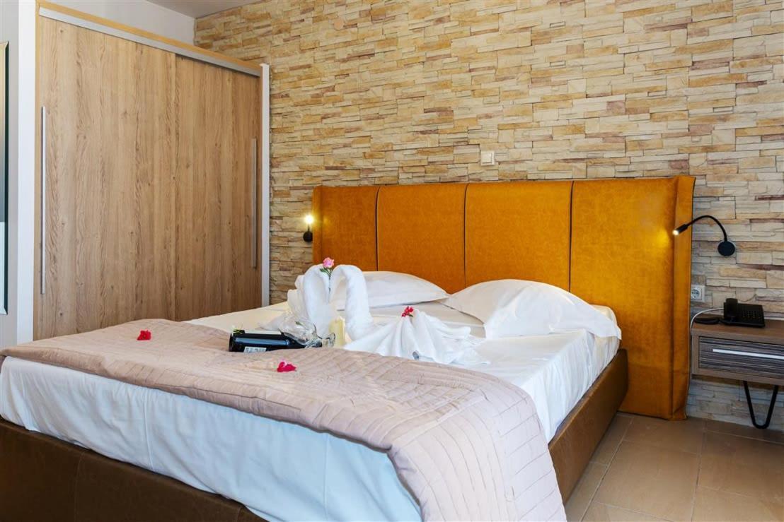 Studio Nikiti Beach المظهر الخارجي الصورة