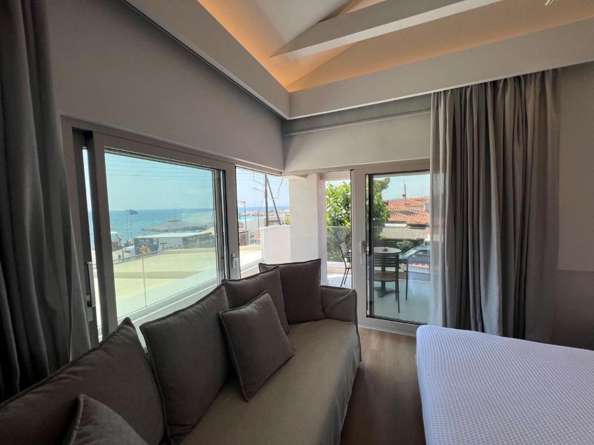 Studio Nikiti Beach المظهر الخارجي الصورة