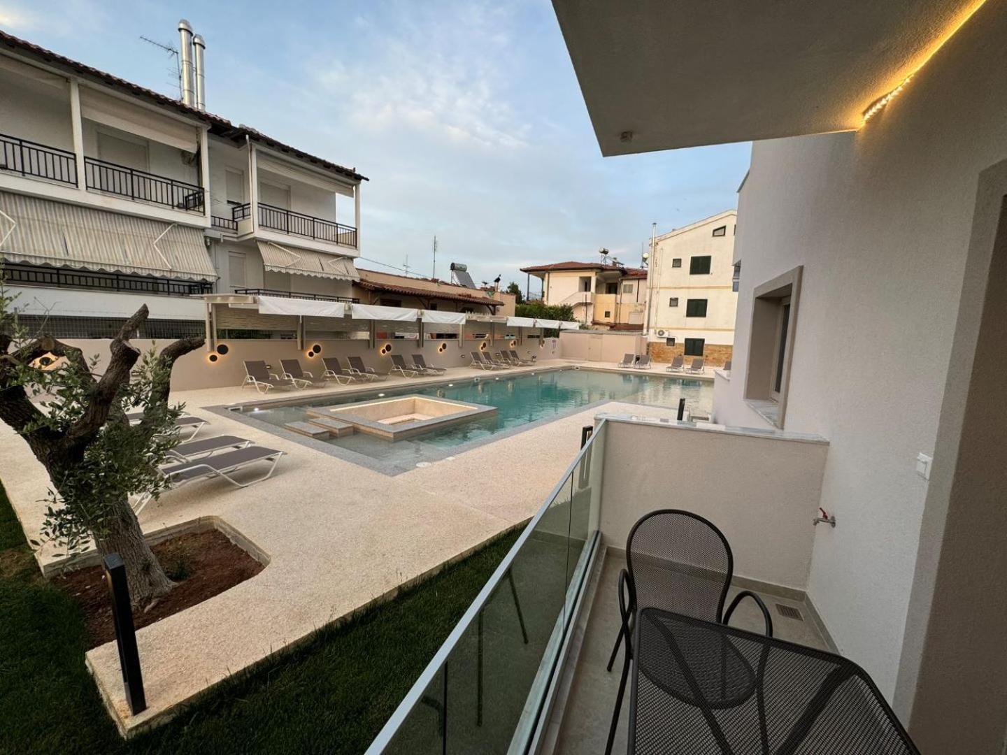 Studio Nikiti Beach المظهر الخارجي الصورة