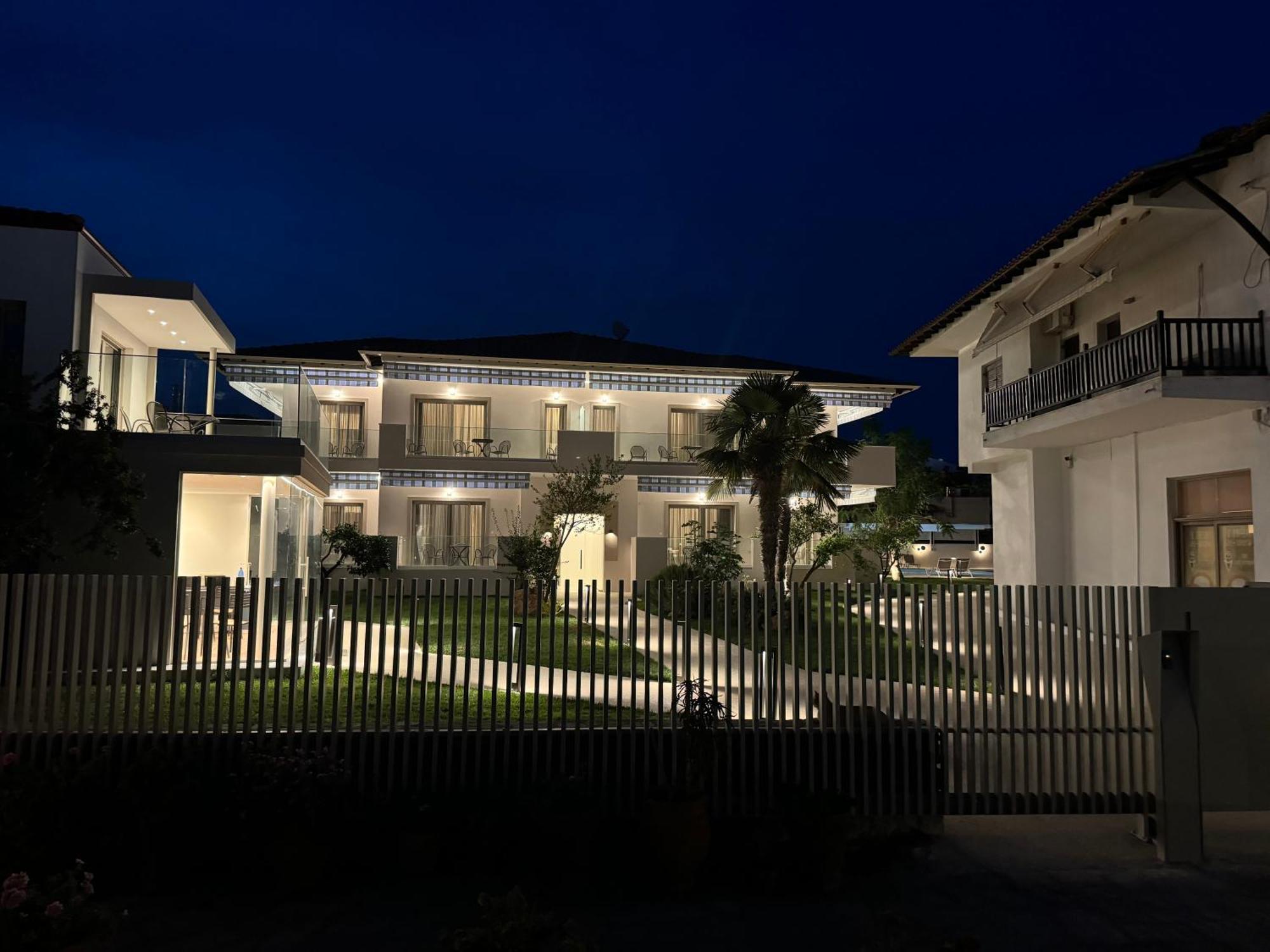 Studio Nikiti Beach المظهر الخارجي الصورة